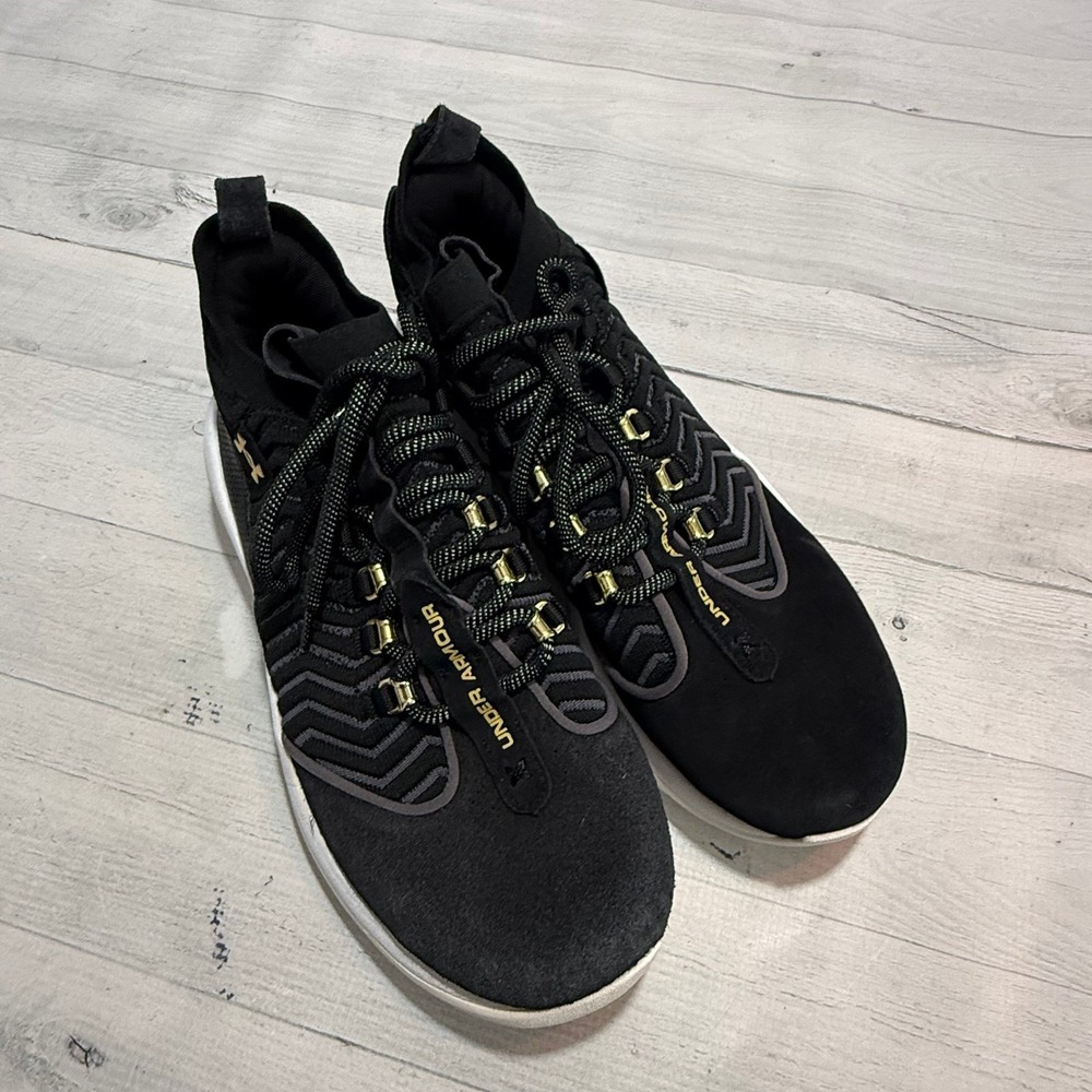 Under Armour Mens Bryce Harper 9 Black Gold Turf Shoes men's 11